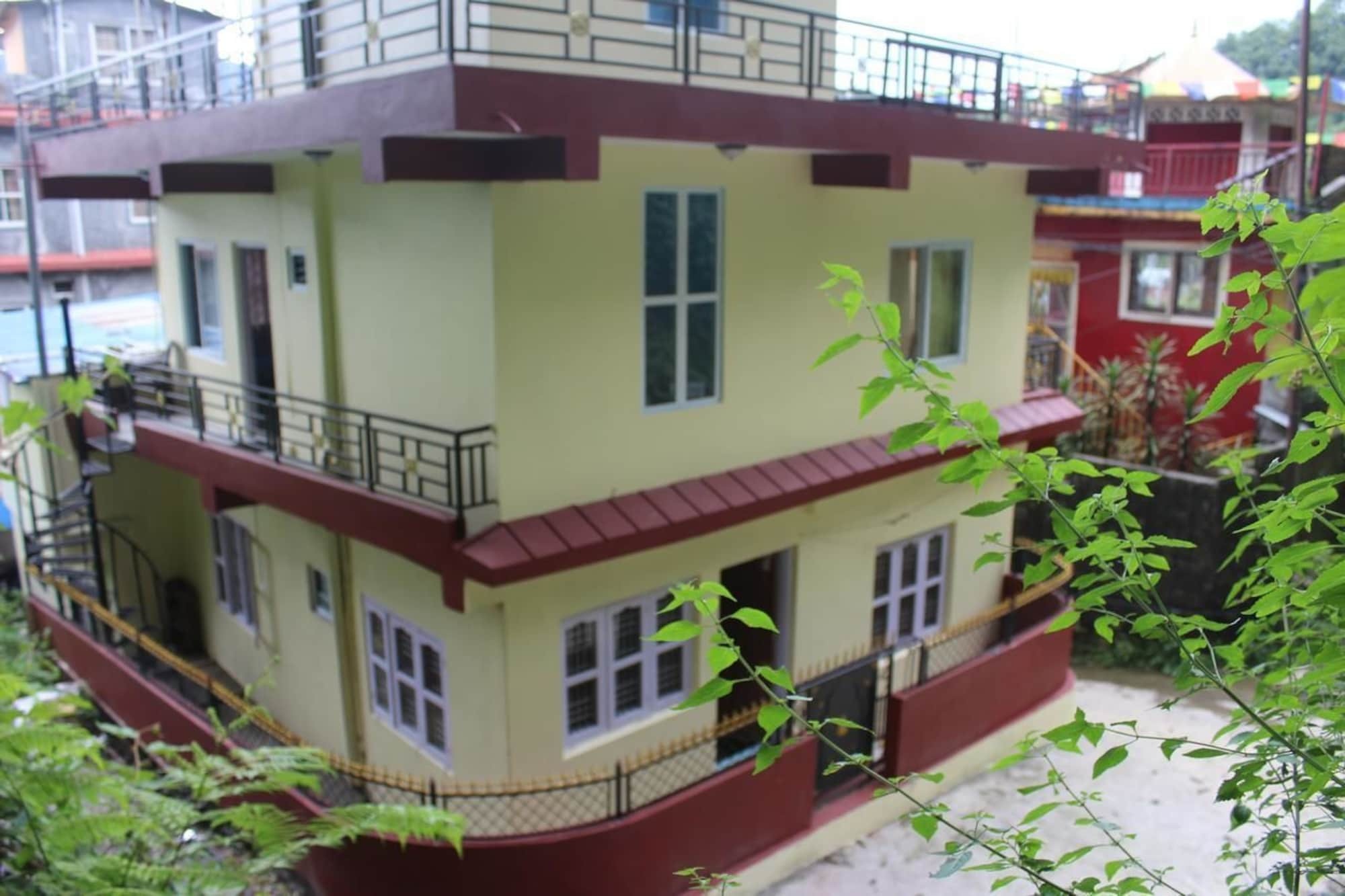 Bickey'S Homestay Покхара Екстер'єр фото